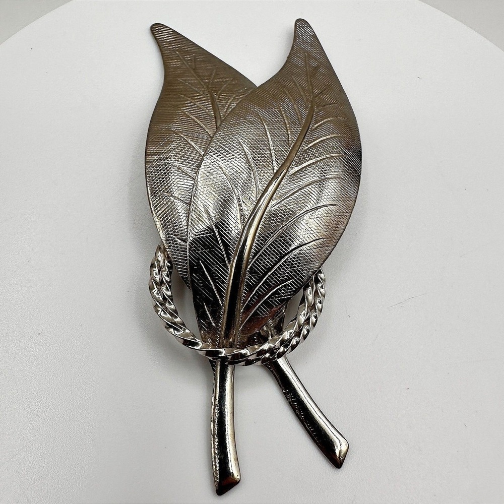 Vintage 80s Silver Tone Textured Double Leaf Brooch Pin Women's Classic Jewelry